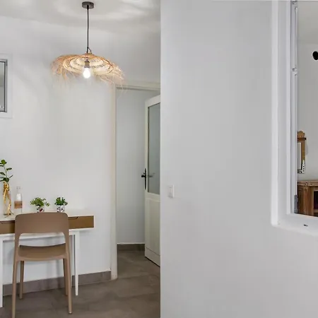 Casita Dangminzheng Nyaraló *